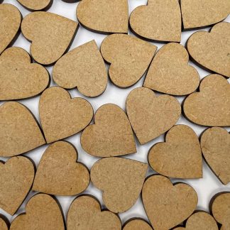 wooden heart table confetti 20mm size